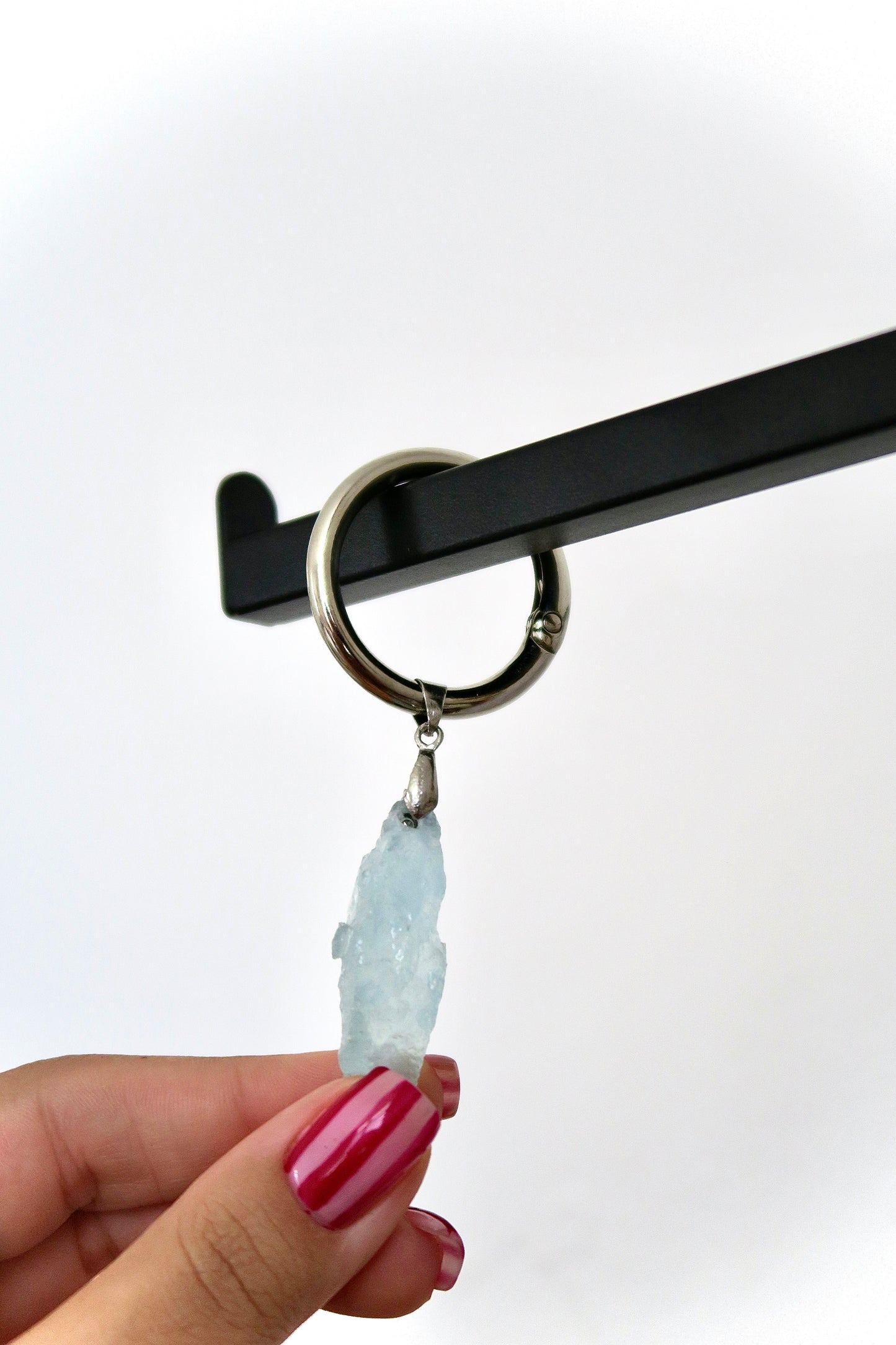 Caliza Charm